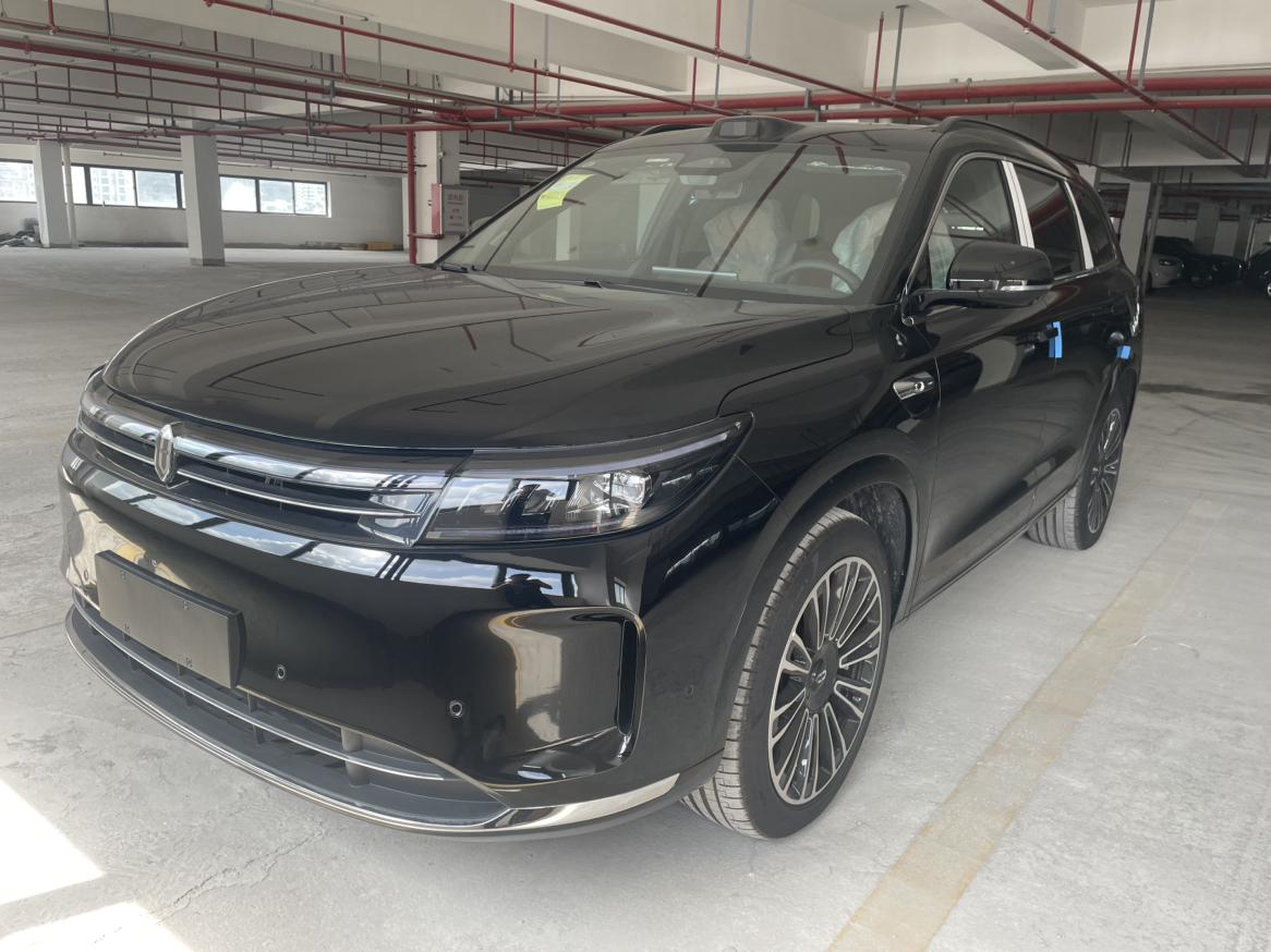 AITO M7 2024 — Versión china de origen: Ultra, 5 plazas, tracción total, edición de conducción inteligente — 1