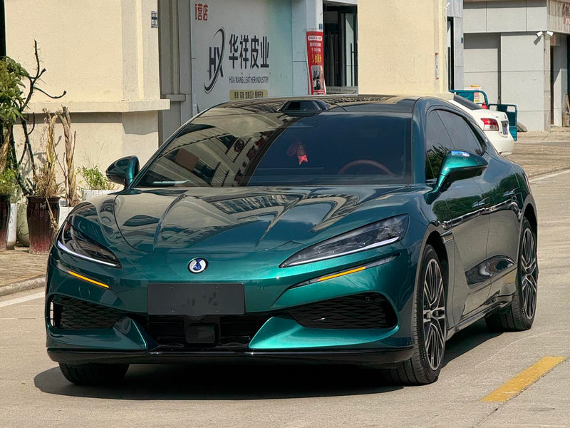 DENZA Z9GT EV 2026 Flash Charge Flagship — Verde — 1