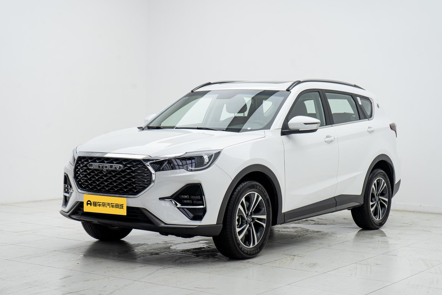 JETOUR X70 2025 1.5T DCTPremium 5 plazas — 1