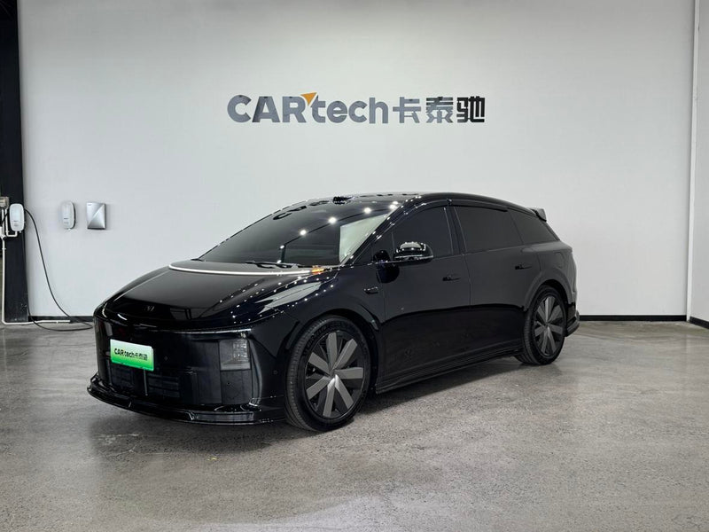 Li Auto i6 2025 AWD Estándar — 1