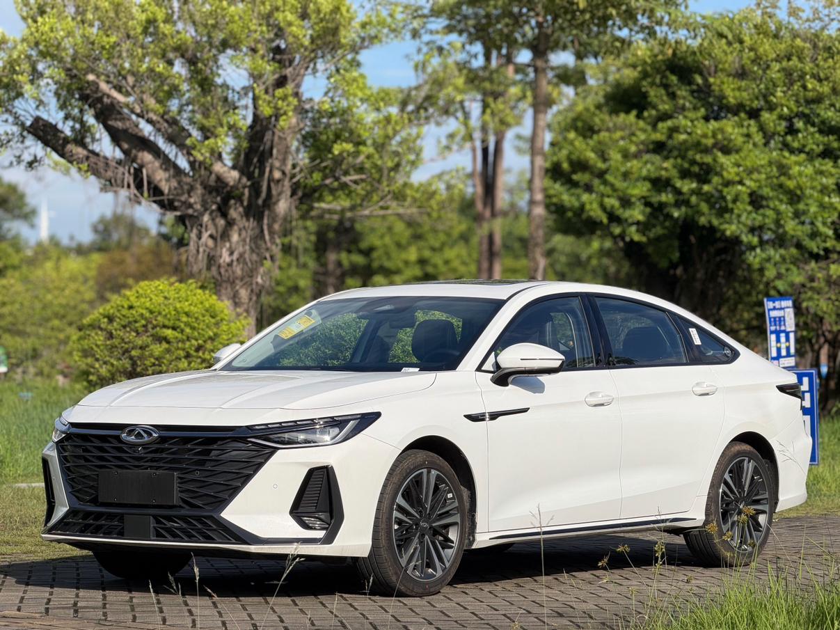 Chery Arrizo 8 2025 2.0T DCTSport — 1