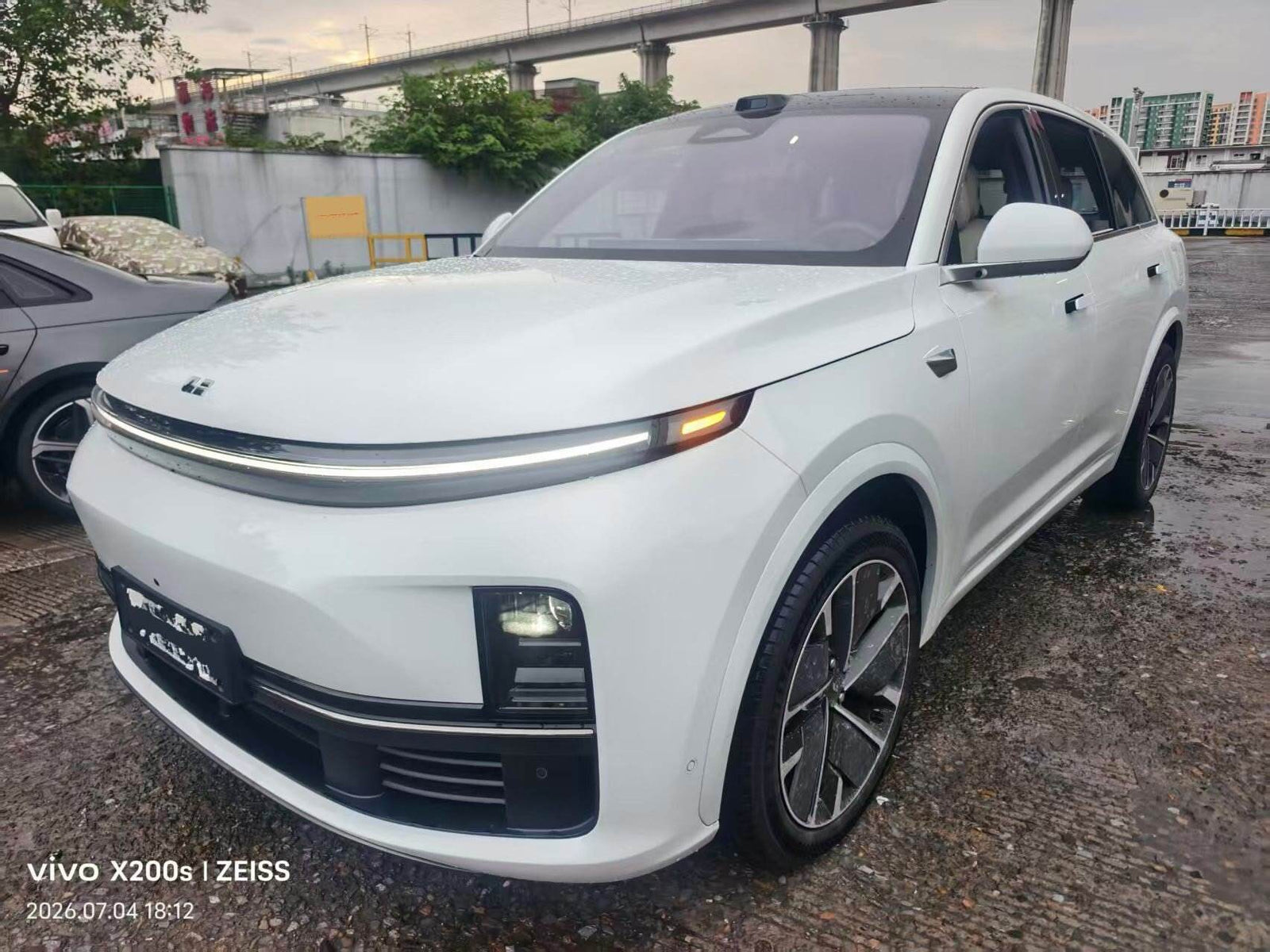 Li Auto L7 2025 — Versión china de origen: Ultra, actualización inteligente — 1