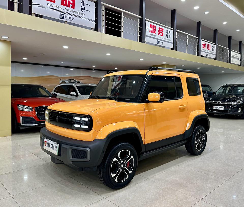 Baojun Yep 2023 Zhizun · 3 puertas — 1